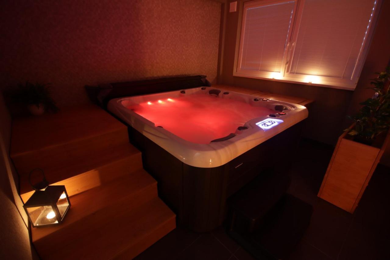Hotel Banik Nitrianske Rudno 外观 照片